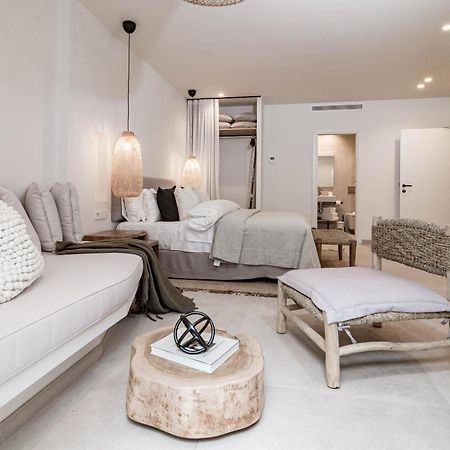 Seaclub Suites 에스테포나 외부 사진