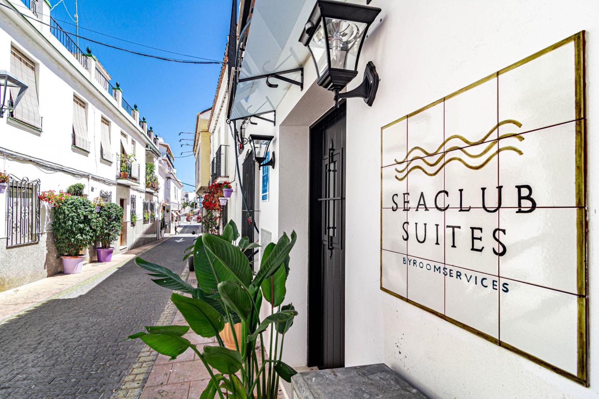 Seaclub Suites 에스테포나 외부 사진